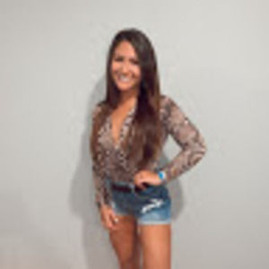 Meet your Posher, Anika